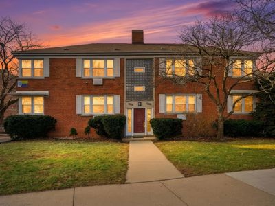 6550 N Ridge Blvd #2