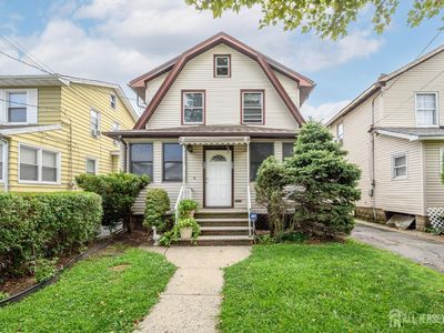 862 Gibbons Ct