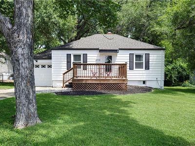 Property at 5712 W 55th St, Mission, KS