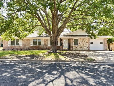 Property at 2512 Lowrey Dr, Gatesville, TX