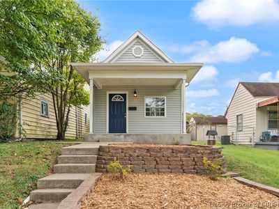 705 W 7th Street