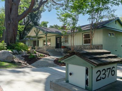 2376 Pickens Canyon Rd