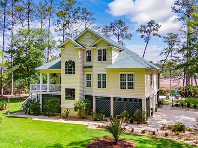 Property at 1031 Belvedere Ct NE, Townsend, GA
