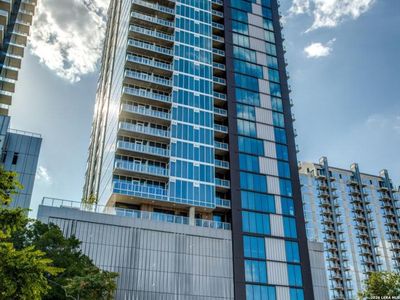 48 EAST AVE #1810