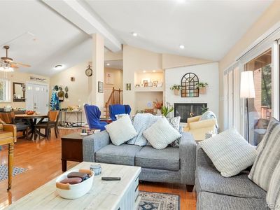 5295 W Plymouth Drive