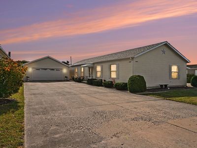 22461 S Lakepoint Ct