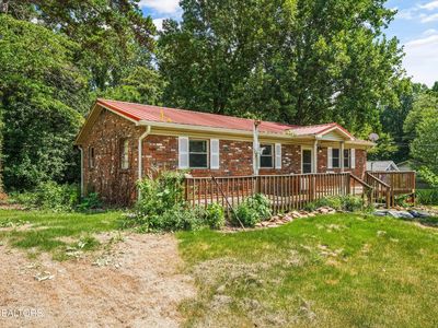 1443 Johnathan Dr