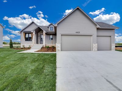 Prairie 4425 Plan, Henwick