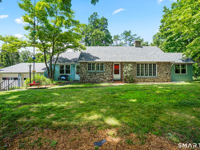 27 Bevin Boulevard
