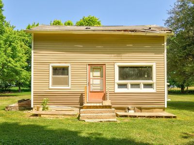 5400 Sister Lake Rd