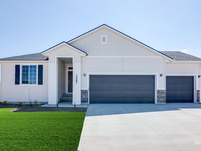 613 W Novak Dr