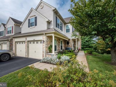 226 Greenbriar Dr