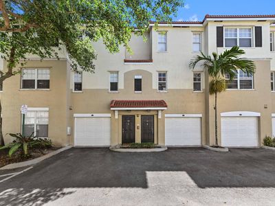 6020 W Sample Road #204