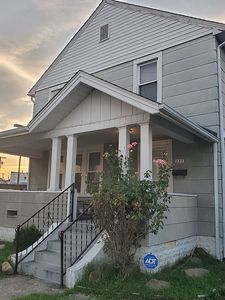 227 6th Ave SW