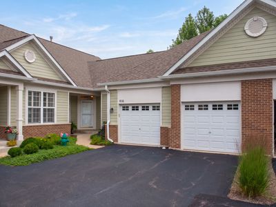 816 Cambridge Dr