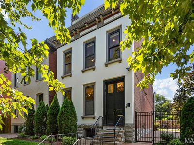 1916 Rutger St
