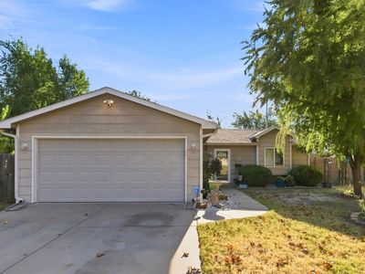 4538 S Fern Ave