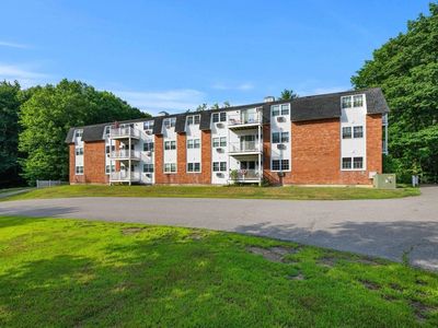 39 Ernest Avenue #202