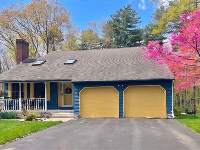 20 Follett St