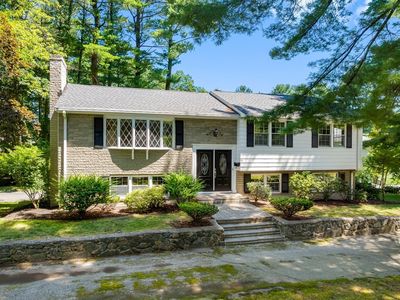 71 Colonial Dr