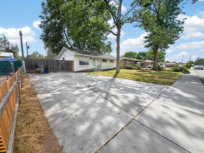 Property at 2007 W 5th Ave, Kennewick, WA