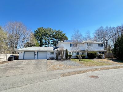 24 Hemlock Dr