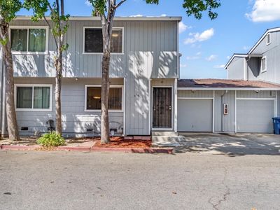 656 Foster Ct APT 2