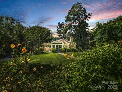 544 29th Street Pl SW