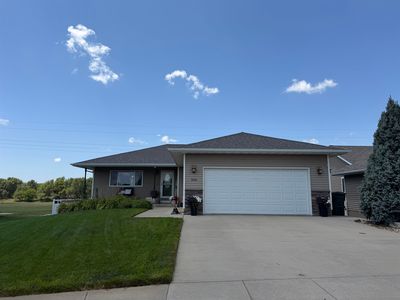 906 Blue Stem Cir