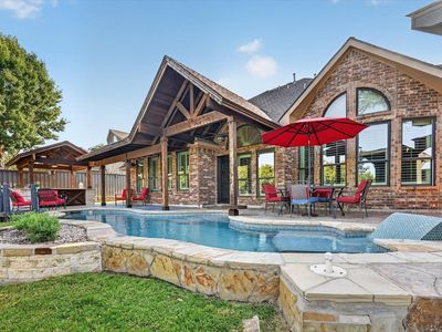 2621 Huntly Ln