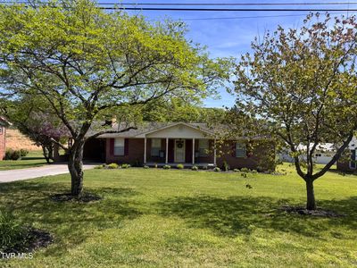 140 Lena Dr
