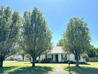 2220 Medford Campbell Blvd