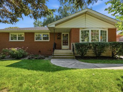 8149 Euclid Ave