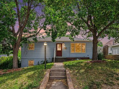 2002 Cedar St