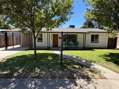 1241 Marilyn St