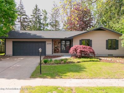2075 Shagbark Ln