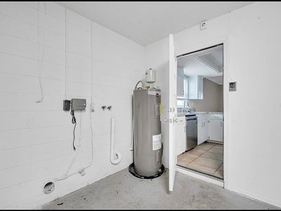 2614 Quail Run Blvd N