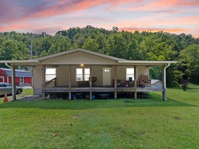 1261 Longs Creek Rd
