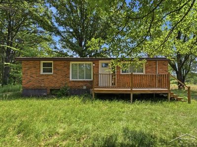 Property at 956 N Eleven Mile Rd, Sanford, MI