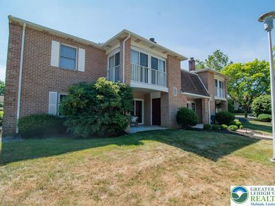 2705 Rolling Green Dr