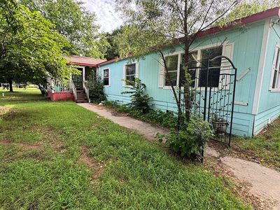 104 N Timberline Dr