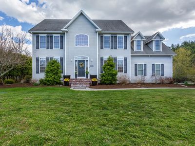6 Evergreen Dr