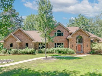 860 Evergreen Ct