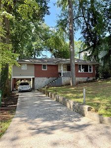 2889 Joyce Ave