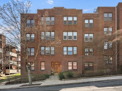 289 Corey Rd APT 4