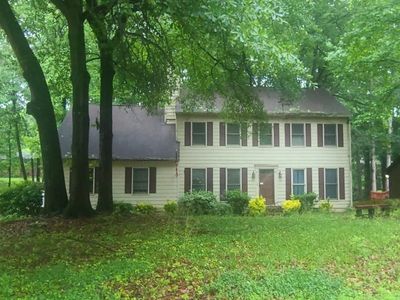 592 Benson Hurst Dr SW