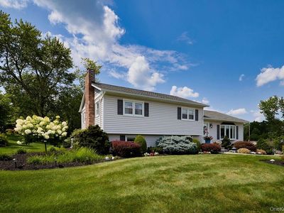 8 Carroll Drive