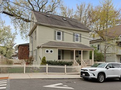 49 Princeton St #1