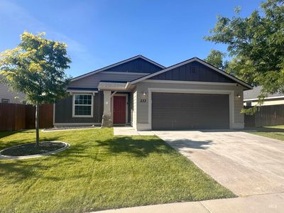 233 E Walcott Lake Dr