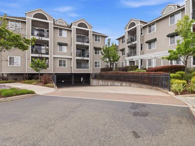 1982 W Bayshore Rd APT 237